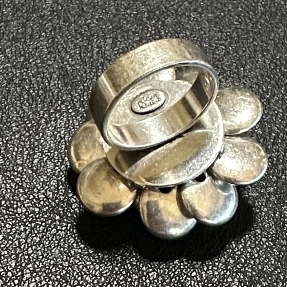 Joan Rivers Silver-Tone Multi-petal Flower Vintage Ring